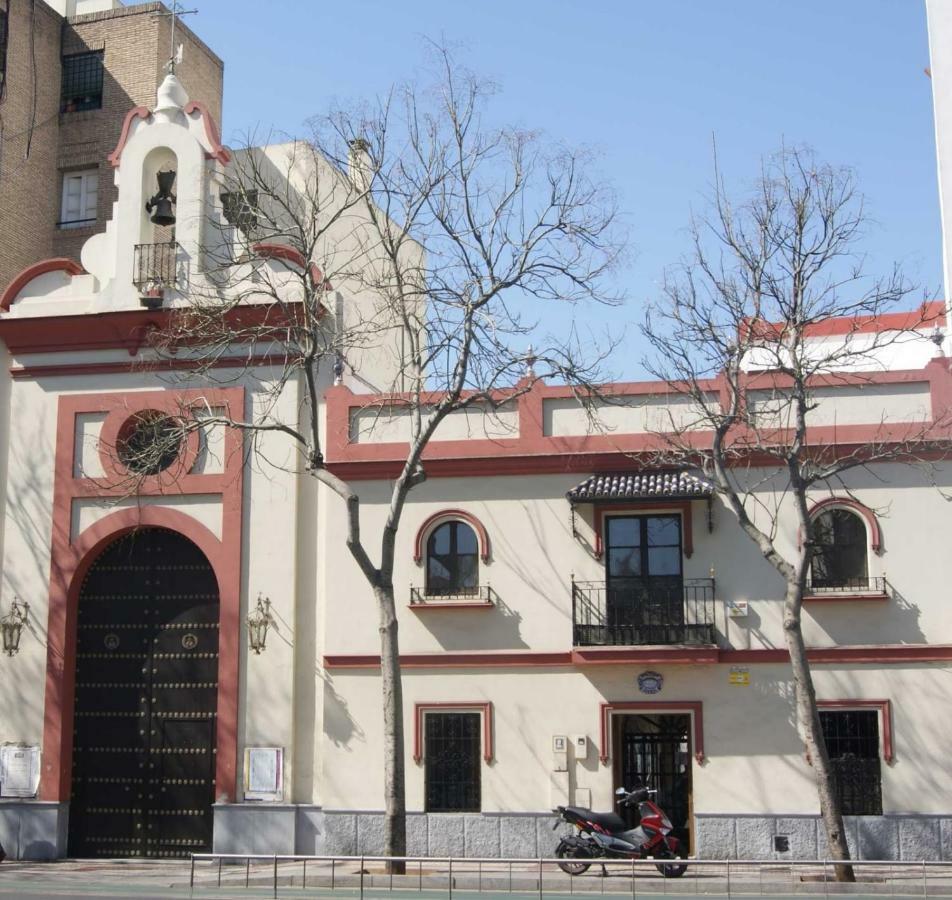 Apartamento Puerta Carmona 塞维利亚 外观 照片